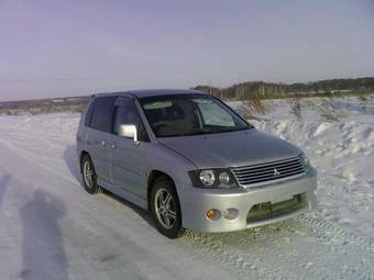 2000 Mitsubishi RVR Pictures