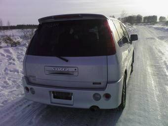 2000 Mitsubishi RVR Photos