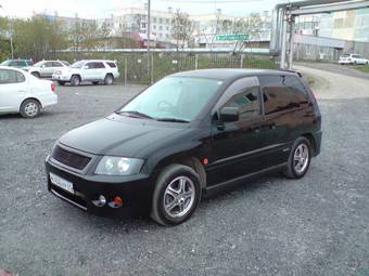 2000 Mitsubishi RVR Pictures