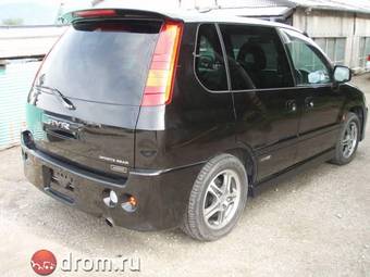 2000 Mitsubishi RVR Photos