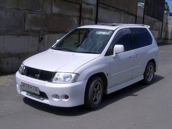 2000 Mitsubishi RVR Photos