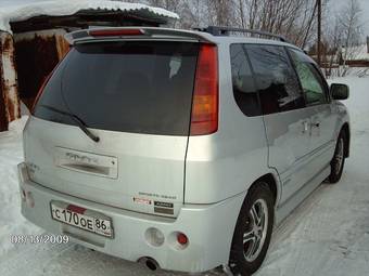 2000 Mitsubishi RVR Photos