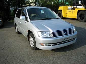 2001 Mitsubishi RVR