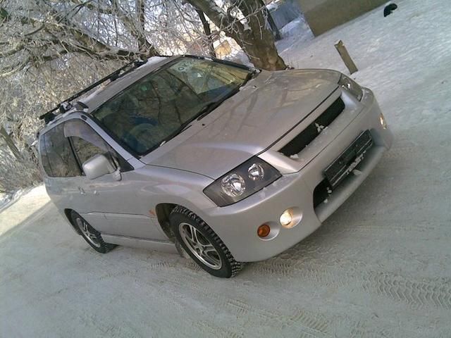 2001 Mitsubishi RVR