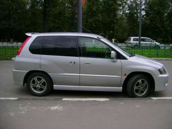 2002 Mitsubishi RVR For Sale