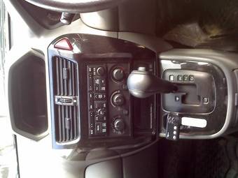 2002 Mitsubishi RVR Photos