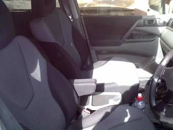 2002 Mitsubishi RVR Wallpapers