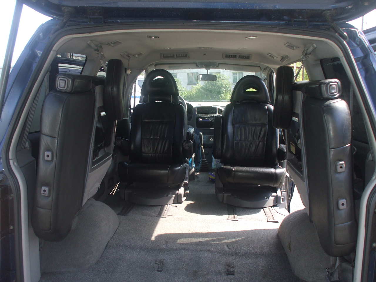 2000 Mitsubishi Space Gear specs, Engine size 1997cm3, Fuel type