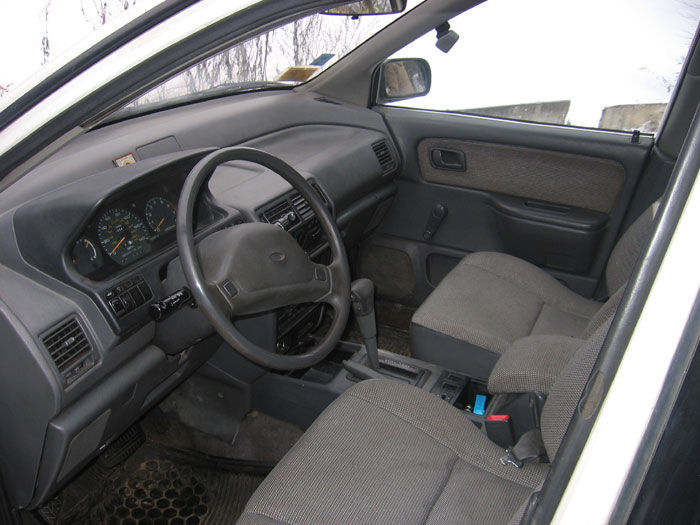 1991 Mitsubishi Space Runner