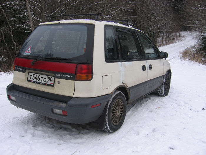 1991 Mitsubishi Space Runner