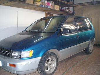 1994 Mitsubishi Space Runner