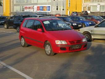 1999 Mitsubishi Space Star Wallpapers