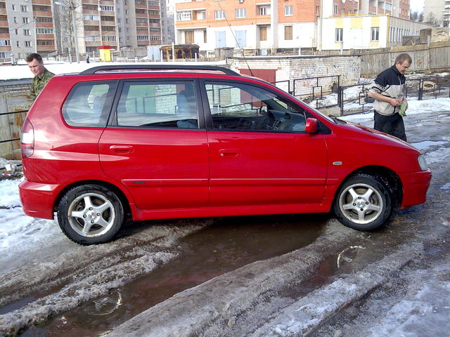 Mitsubishi space star 2002