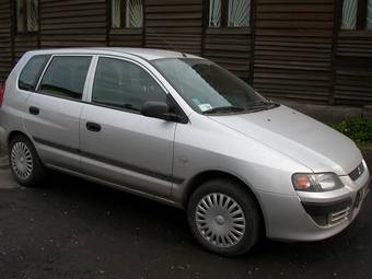 2003 Mitsubishi Space Star