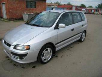 2003 Mitsubishi Space Star Images