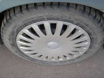 2004 Mitsubishi Space Star Pictures