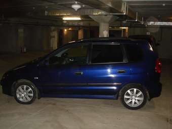 2004 Mitsubishi Space Star Images