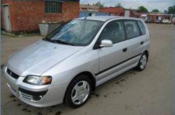 2004 Mitsubishi Space Star Pictures