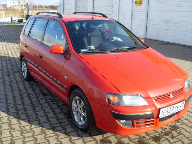 2004 Mitsubishi Space Star