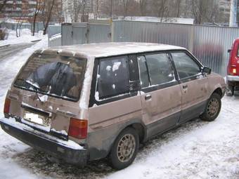 1986 Mitsubishi Space Wagon