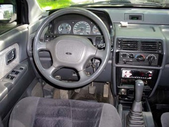 1992 Mitsubishi Space Wagon Photos