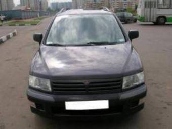 1999 Mitsubishi Space Wagon Pics