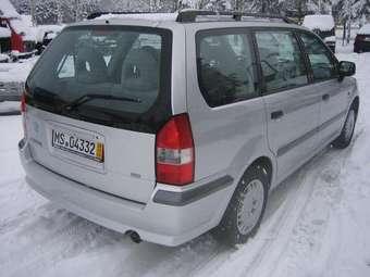 2000 Mitsubishi Space Wagon Images