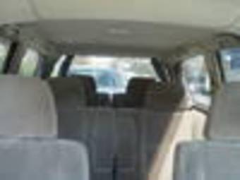 2000 Mitsubishi Space Wagon Pictures