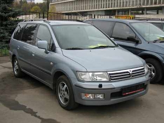 2003 Mitsubishi Space Wagon