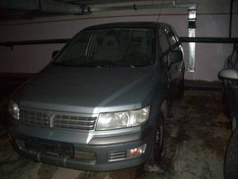 2003 Mitsubishi Space Wagon