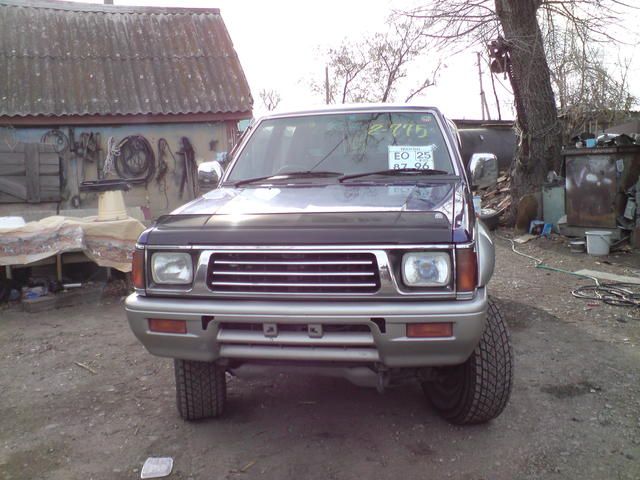1993 Mitsubishi Strada