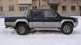 1994 Mitsubishi Strada Pictures