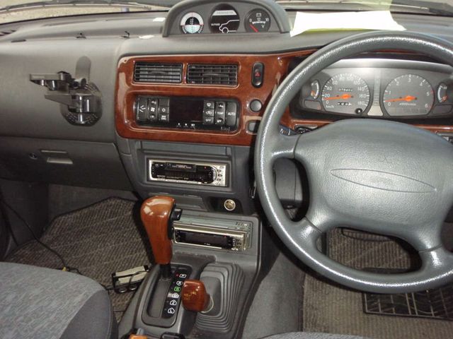 1997 Mitsubishi Strada
