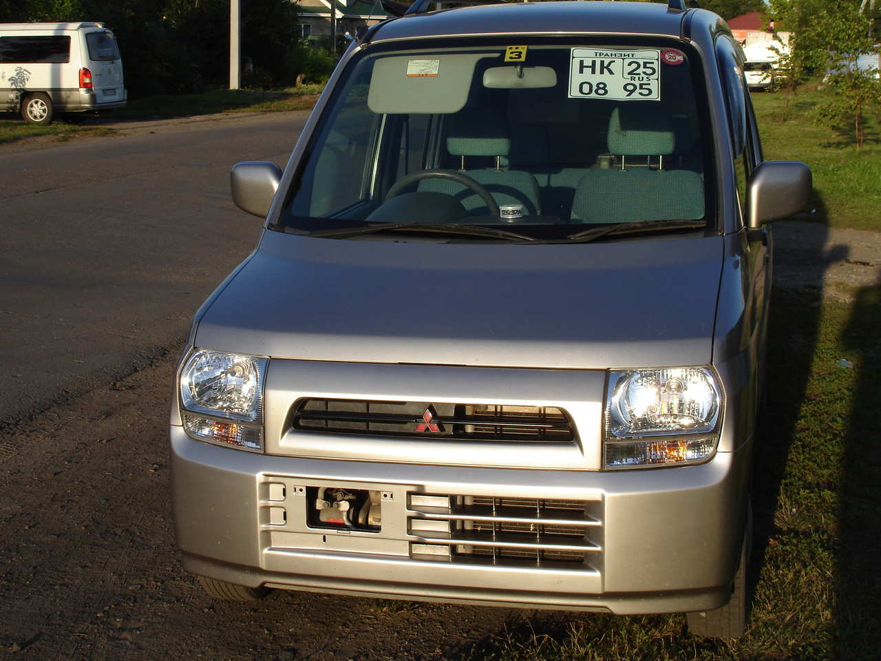 1999 Mitsubishi Toppo BJ