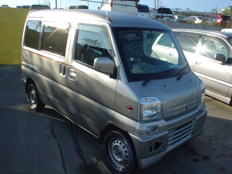 1999 Mitsubishi Town Box Photos