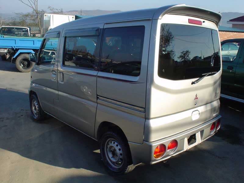 1999 Mitsubishi Town Box Photos