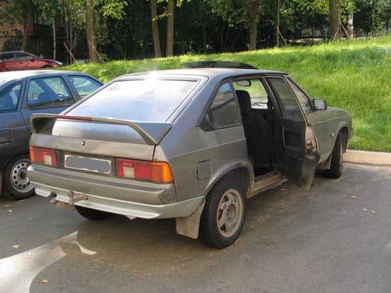 1993 Moscvich 2141