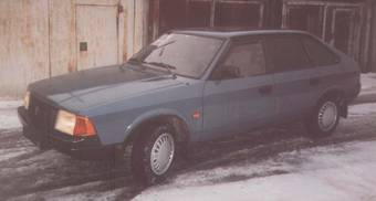 1995 Moscvich 2141