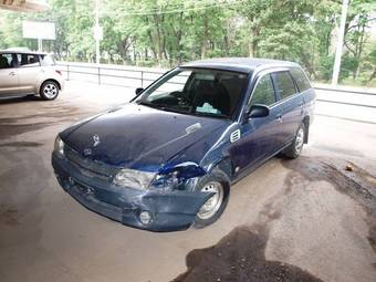 1999 Nissan AD Van Pictures