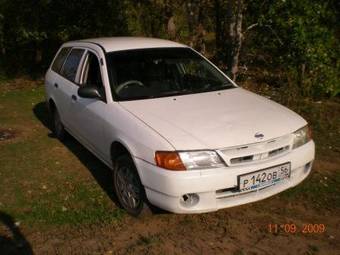1999 Nissan AD Van Pictures