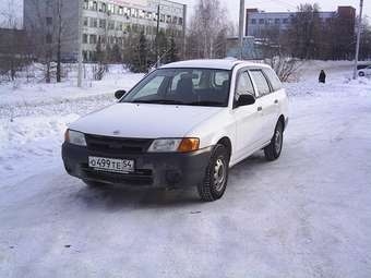 2000 Nissan AD Van