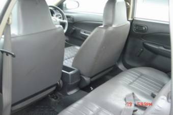 Nissan AD Van