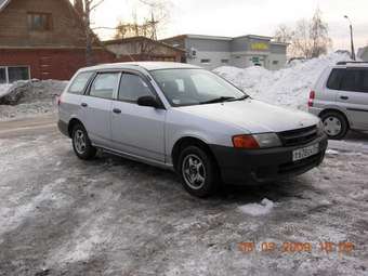 2000 Nissan AD Van