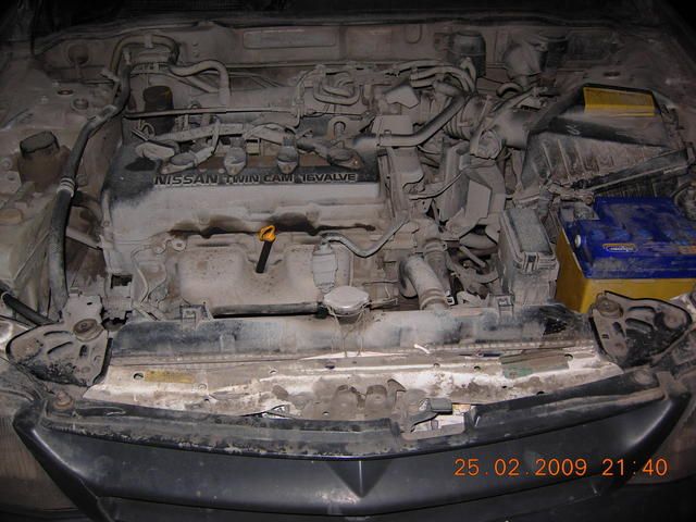 2000 Nissan AD Van