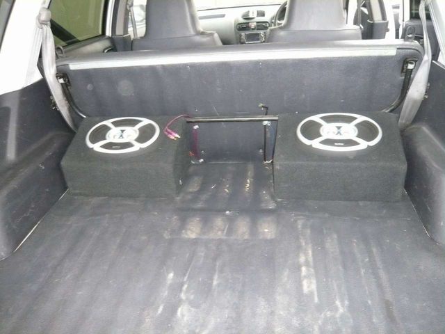 2000 Nissan AD Van