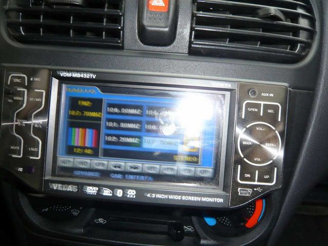 2000 Nissan AD Van