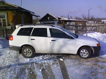 Nissan AD Van