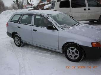 2000 Nissan AD Van