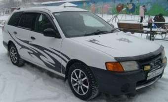 2000 Nissan AD Van