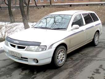 Nissan AD Van